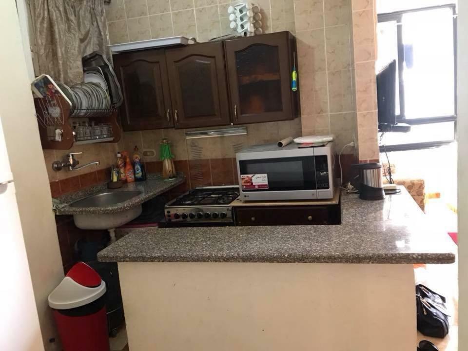Cozy New 2 Bd Amazing Beach View Next To Hilton Hotel Family Only !العائلات فقط Александрия Экстерьер фото